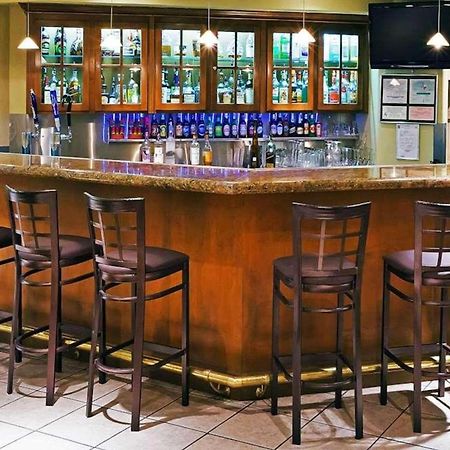 Radisson Hotel El Paso Airport Restaurant photo