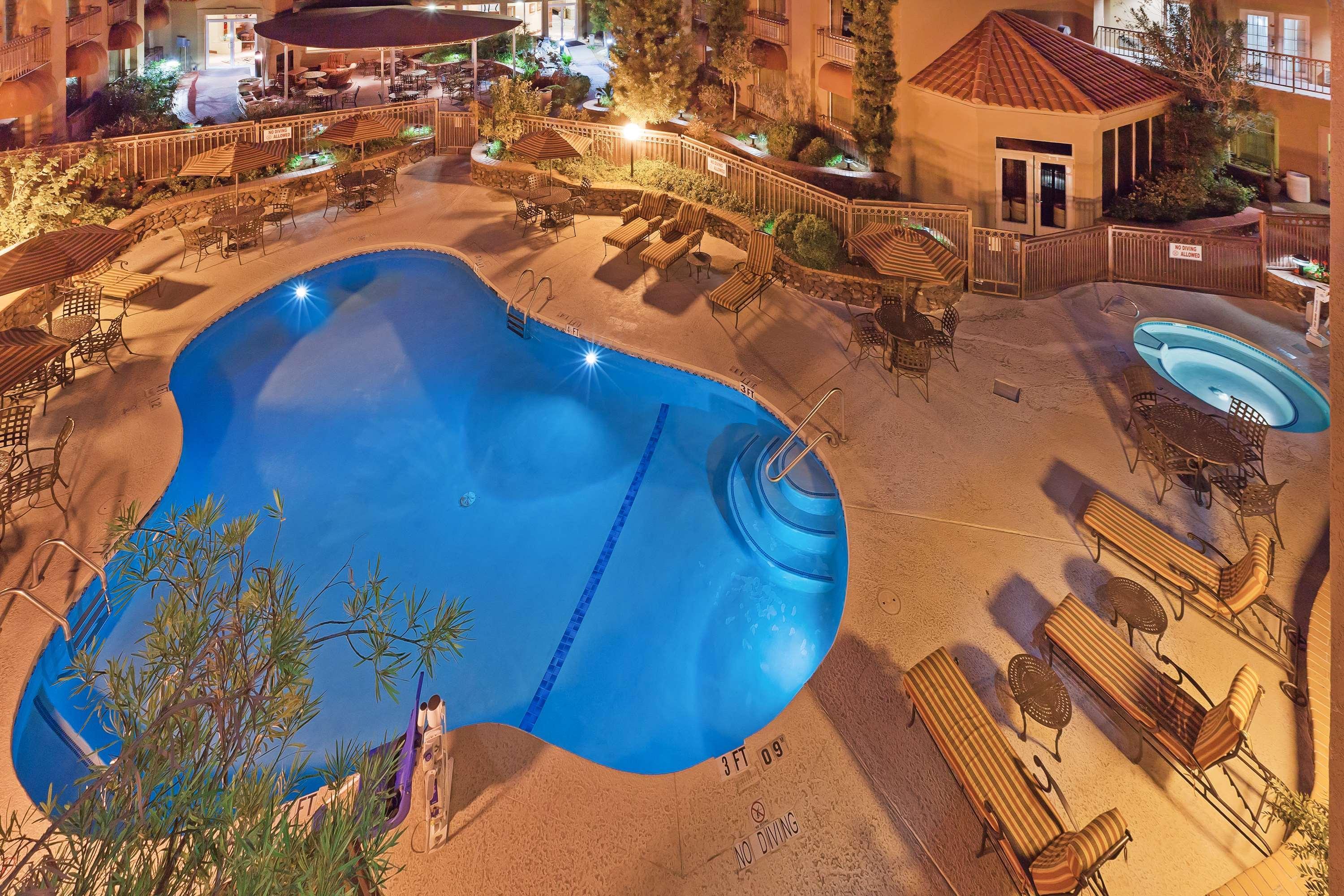 Radisson Hotel El Paso Airport Exterior photo